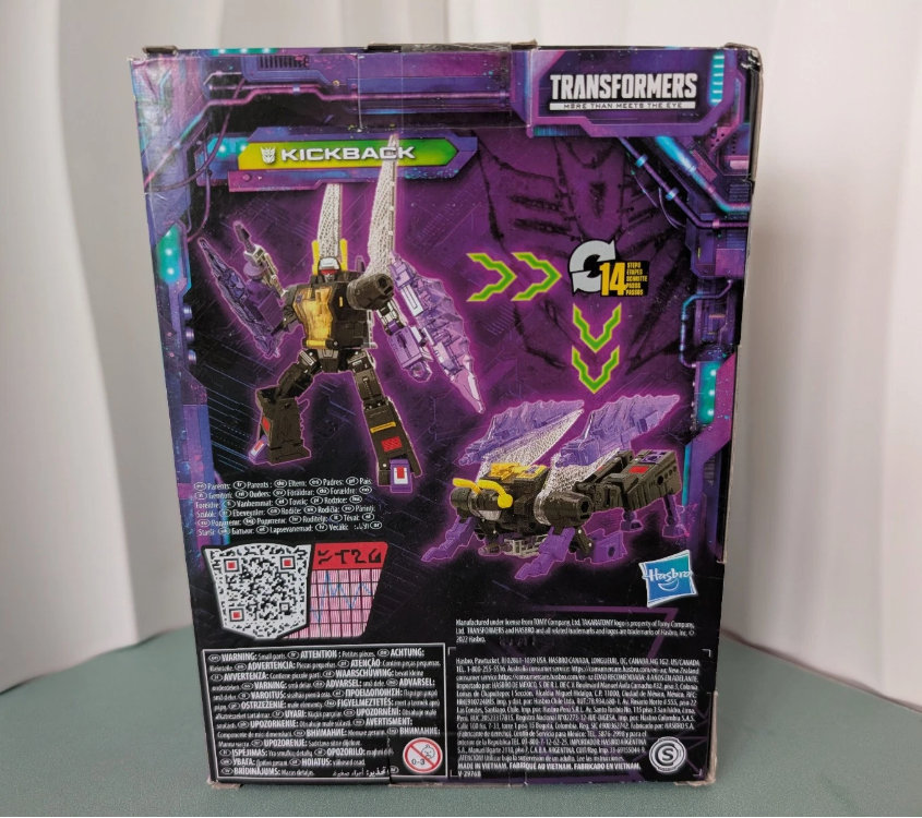 Transformers Legacy Deluxe Kickback Action Figure Toy