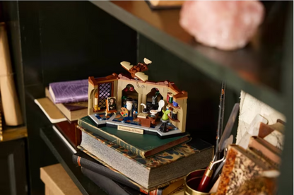 LEGO Tribute to Leonardo da Vinci 251-Piece Art Set