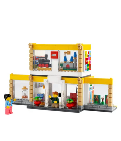 LEGO Official Store Building Set 40574, 541 Pieces