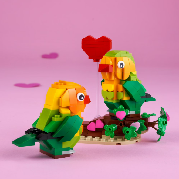 LEGO Valentine Lovebirds